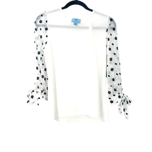 Cece Floral Embroidered Puff Sleeve Knit Top Soft Ecru White Size Small NWT - Picture 3 of 12